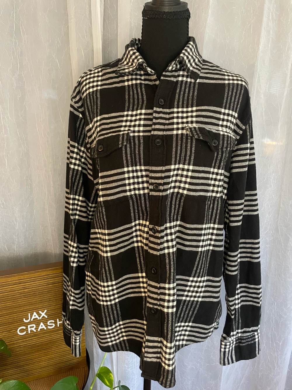 American Eagle Outfitters Black & White Plaid Shirt Jacket